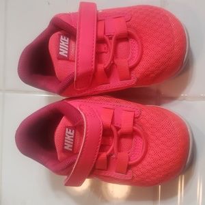 Nike baby girl pink shoes